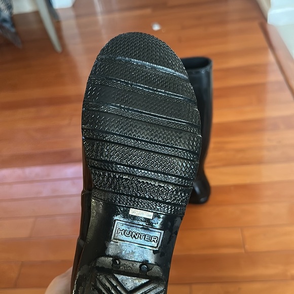 Hunter black tall boots size 8 - Picture 4 of 5